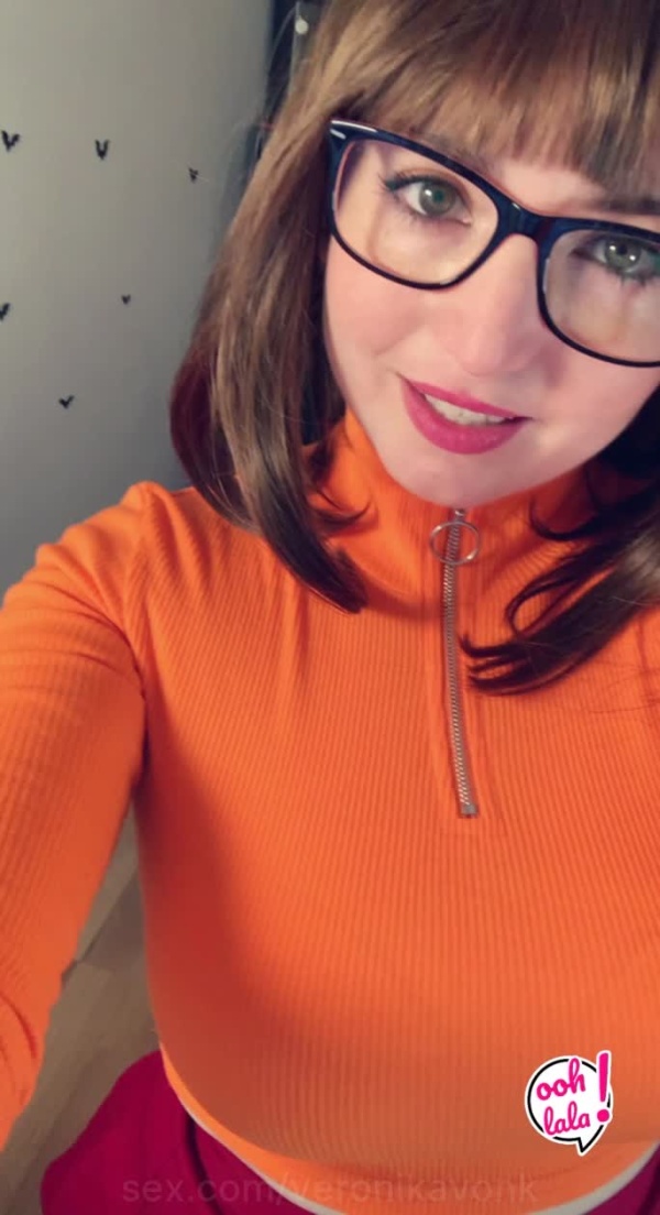 Velma Dinkley - Special February of Cosplay Livestreams
