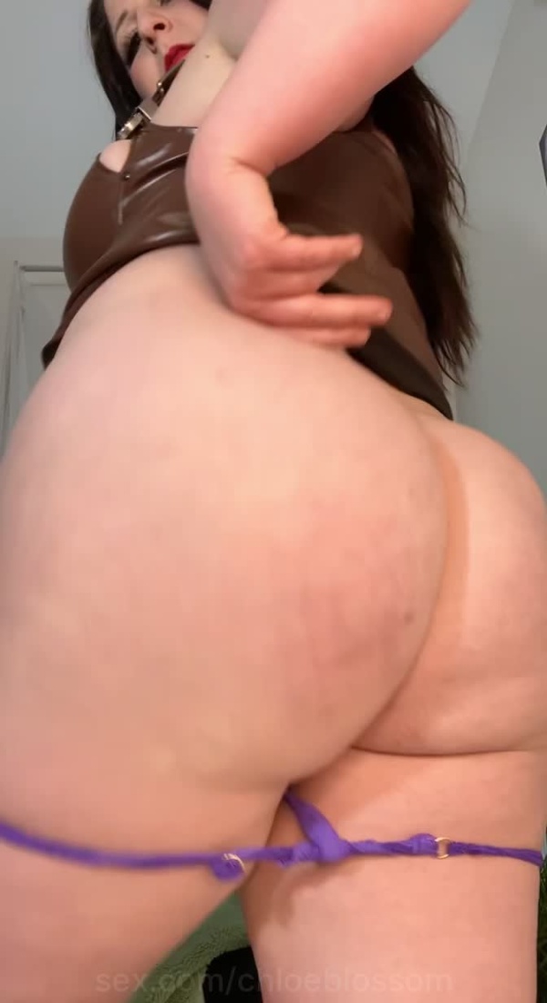 Big booty mama